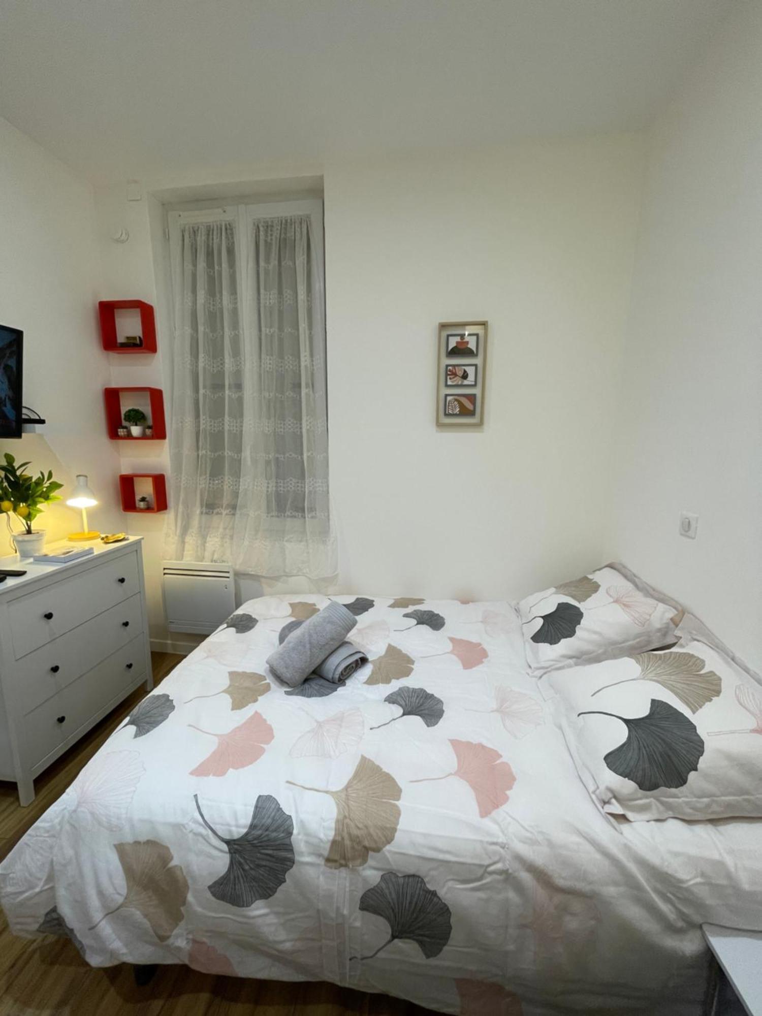 Chez Jean-yves Et Zoe - La Dolce - Au Calme, Tres Propre, Proche Parkings Apartment Niort