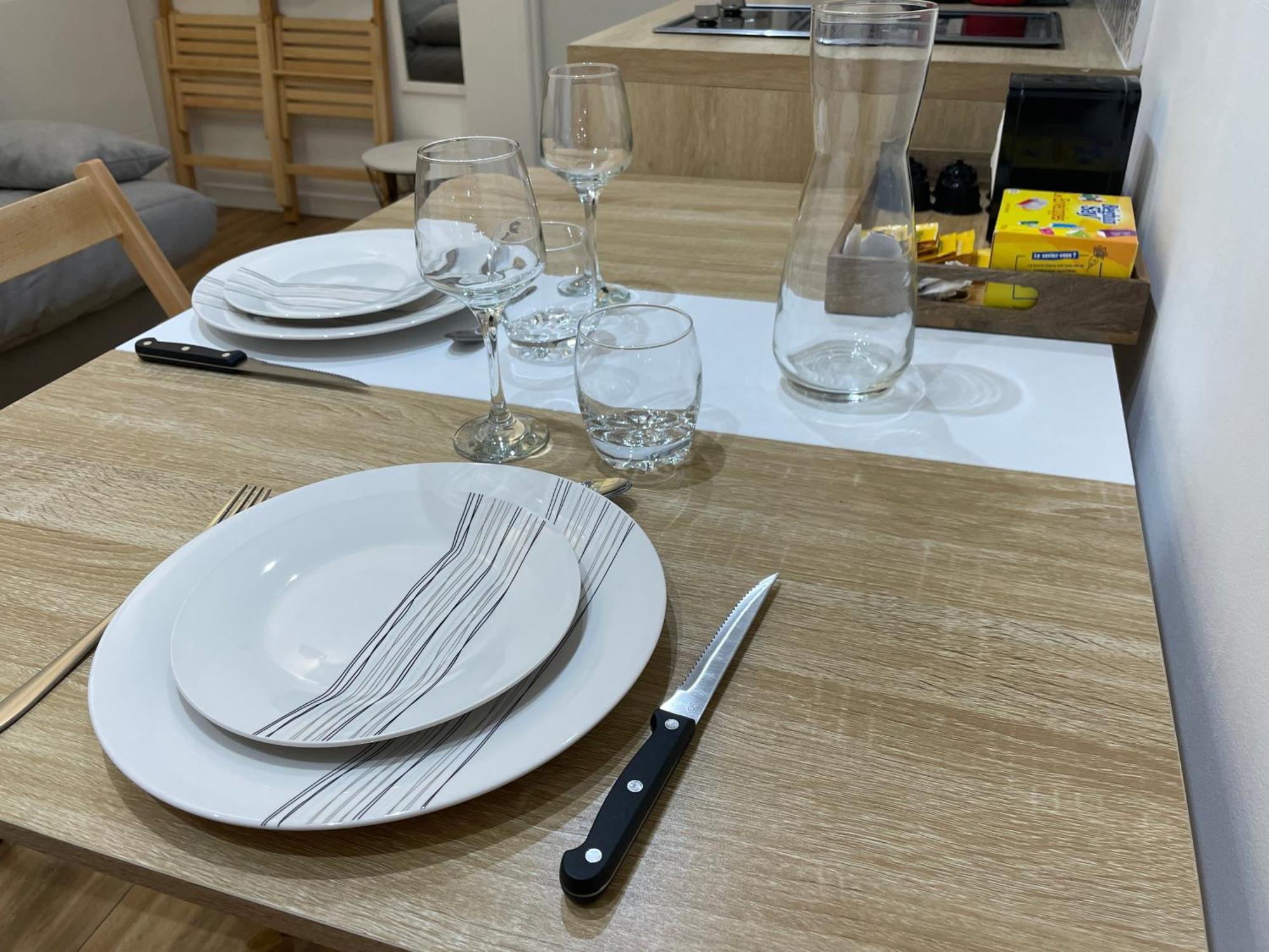 Chez Jean-yves Et Zoe - La Dolce - Au Calme, Tres Propre, Proche Parkings Niort